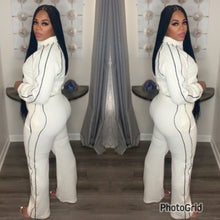 Load image into Gallery viewer, Jogger Set (Cream)
