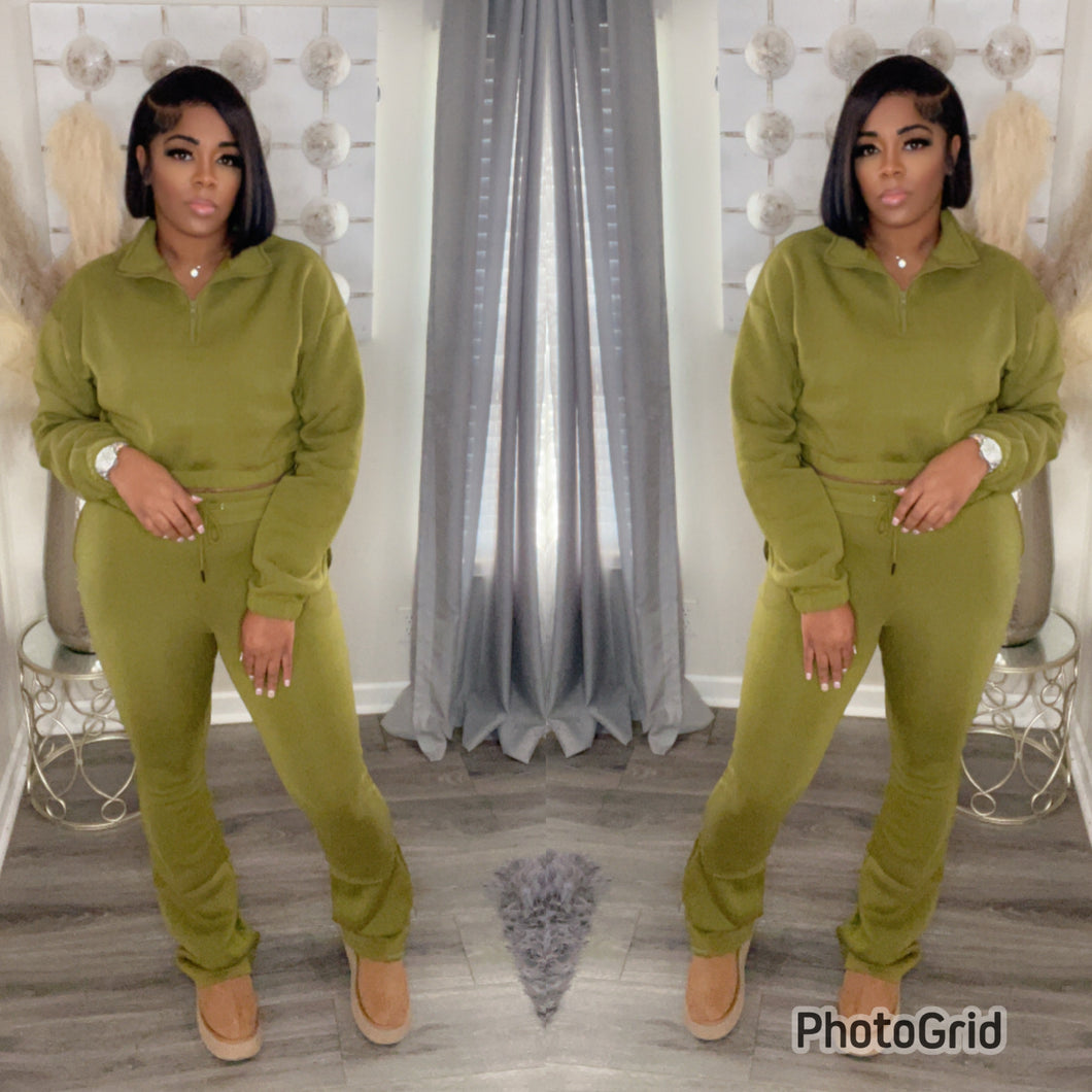 STACKED JOGGER SET (OLIVE)