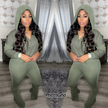ASHLEY SET (OLIVE)