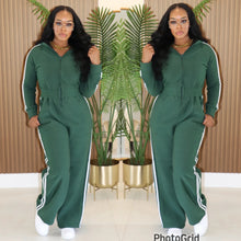 Load image into Gallery viewer, WEEKEND JUMPSUIT (GREEN)
